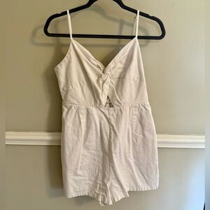 Old Navy White/Cream Twisted Front Romper with Cutout